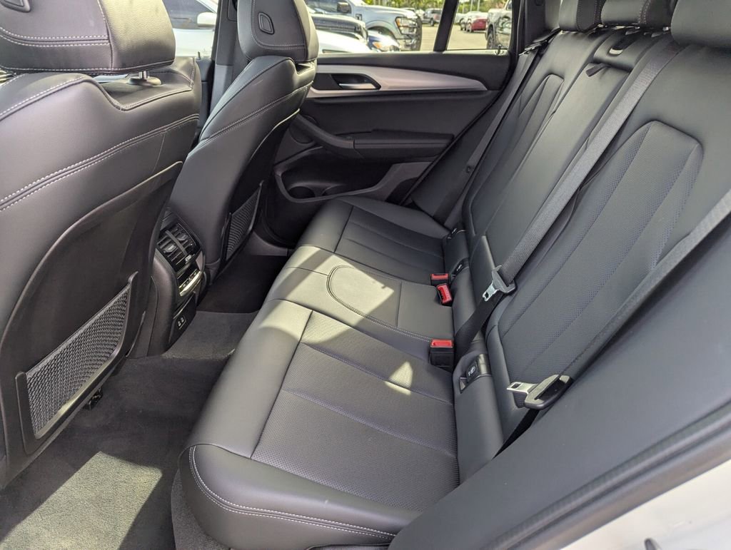 Used 2023 BMW X4 xDrive30i w/ Convenience Package image 18
