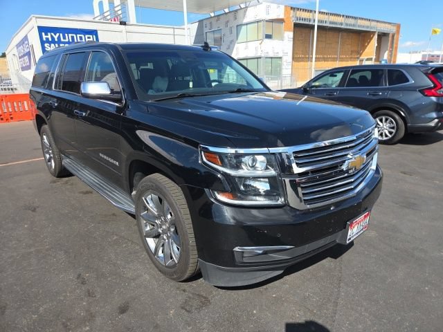Used 2018 Chevrolet Suburban Premier AWD/4WD image 2