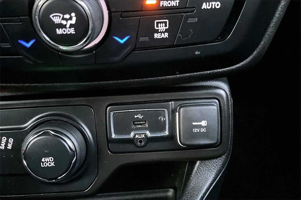 Used 2020 Jeep Renegade Latitude image 30