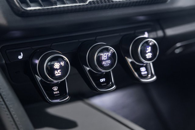 Used 2017 Audi R8 V10 plus image 21