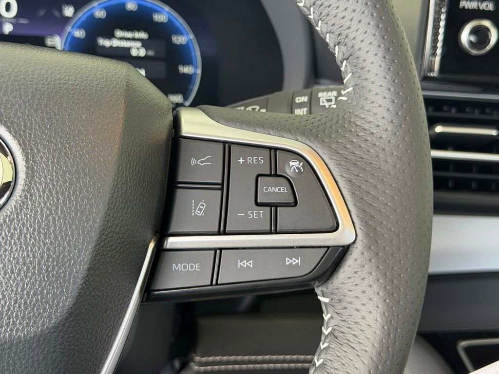 New 2026 Toyota Sienna XSE FWD image 23
