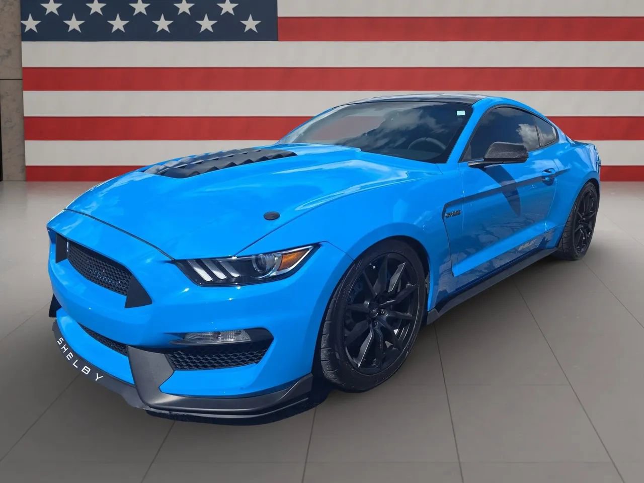 Used 2017 Ford Mustang Shelby GT350 w/ Electronics Package image 3