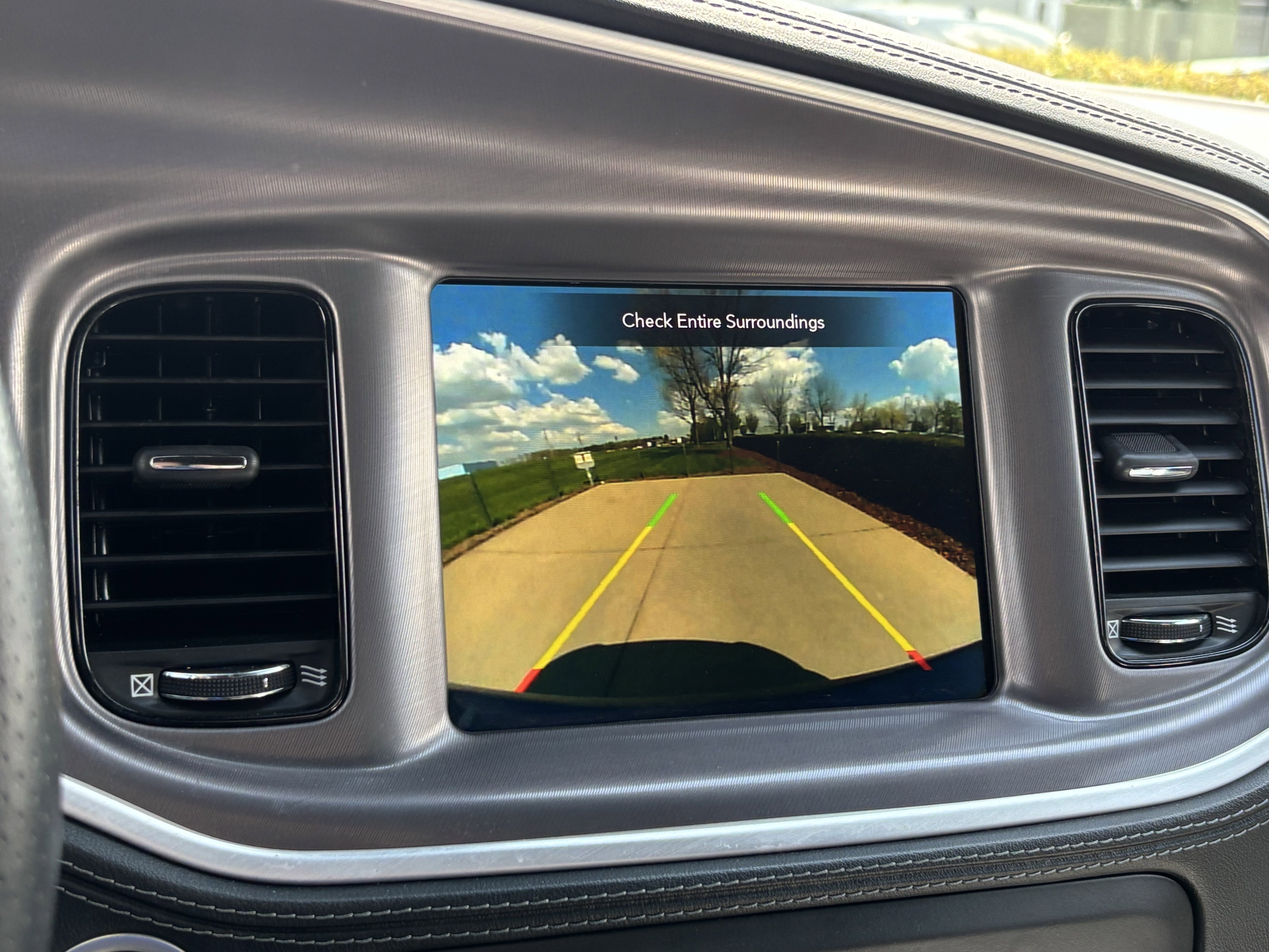 Used 2022 Dodge Charger R/T w/ Plus Group image 25