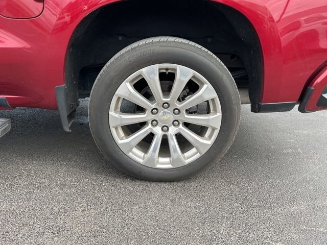 Used 2019 Chevrolet Silverado 1500 High Country w/ Technology Package image 13