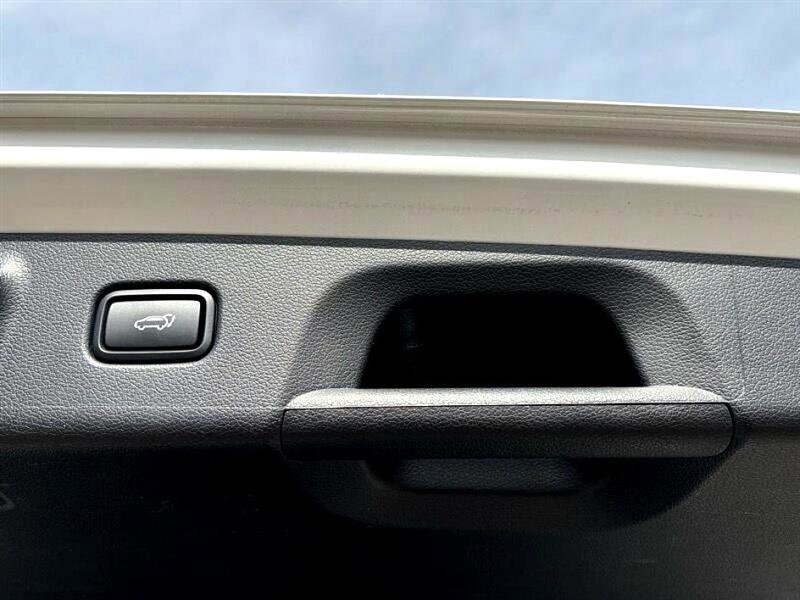 Used 2025 Hyundai Palisade Calligraphy image 49