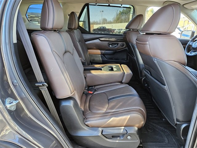 Used 2025 Honda Pilot Elite image 14