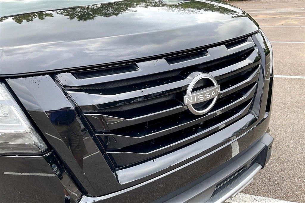 Used 2024 Nissan Pathfinder Platinum image 31
