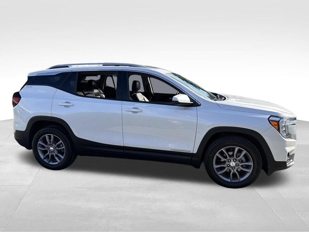 Used 2023 GMC Terrain SLT AWD/4WD image 11