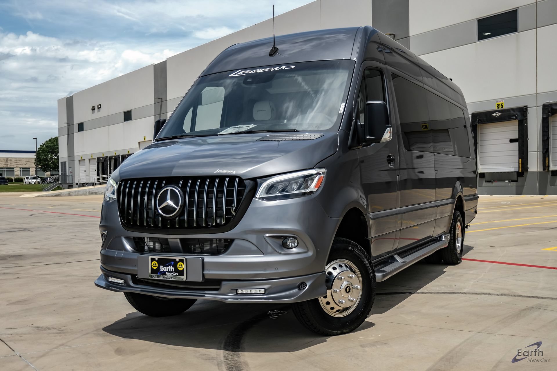 Used 2023 Mercedes-Benz Sprinter 3500 image 4