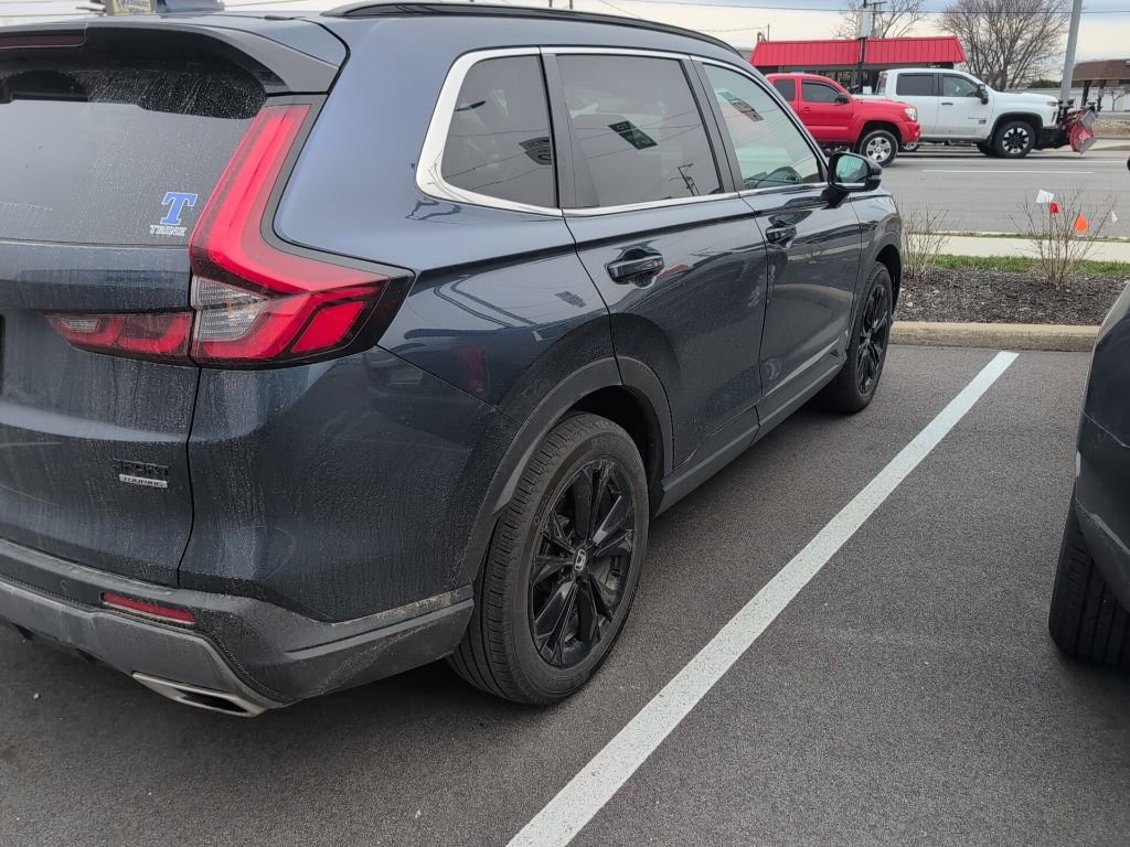 Used 2023 Honda CR-V Sport Touring image 3