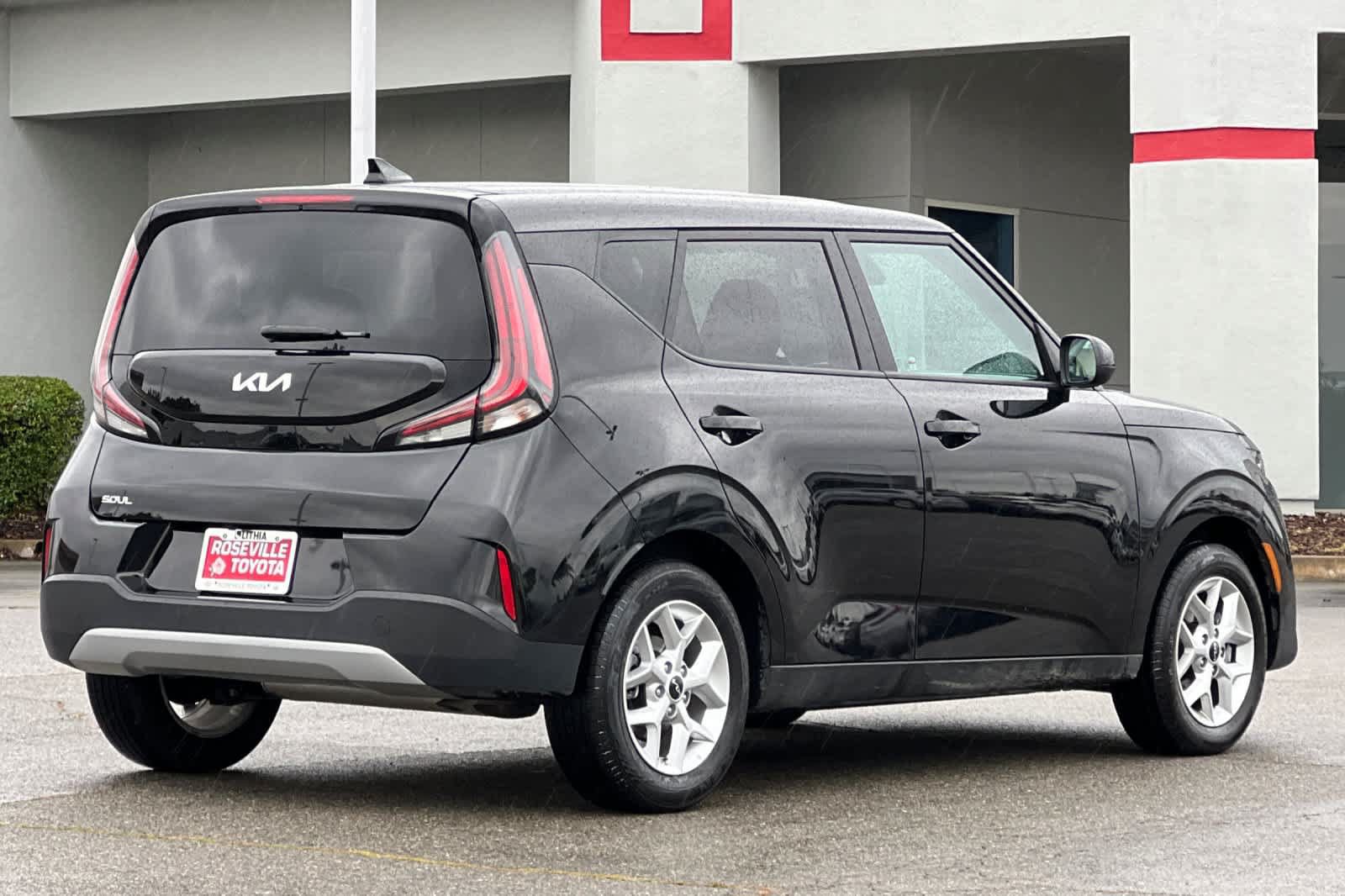 Used 2025 Kia Soul LX w/ LX Technology Package FWD video 2