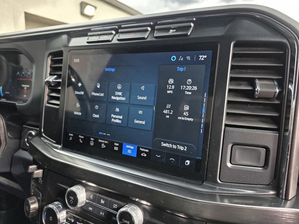 Used 2024 Ford F350 Lariat image 29