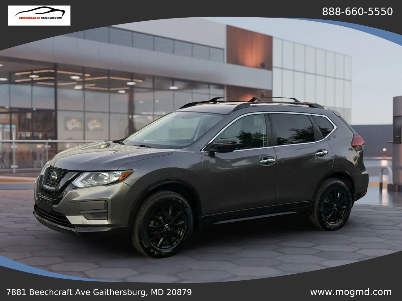 Used 2018 Nissan Rogue SV AWD/4WD image 5
