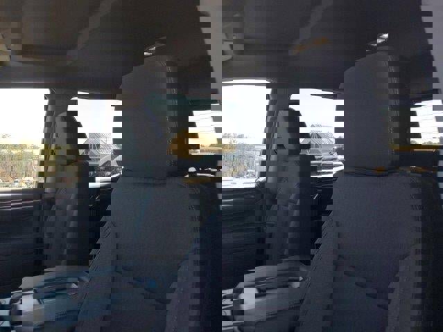 New 2026 GMC Sierra 1500 SLE w/ X31 Off-Road Package image 17