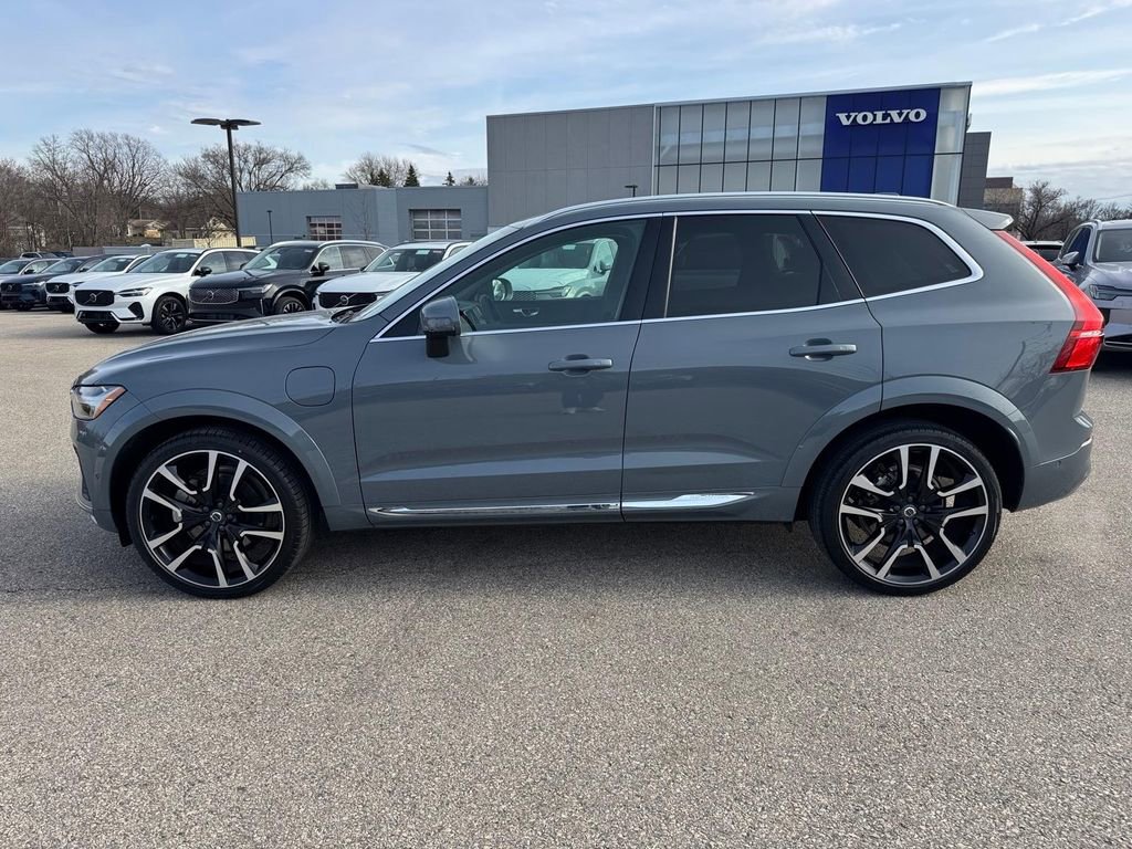 Certified 2023 Volvo XC60 T8 Ultimate image 2