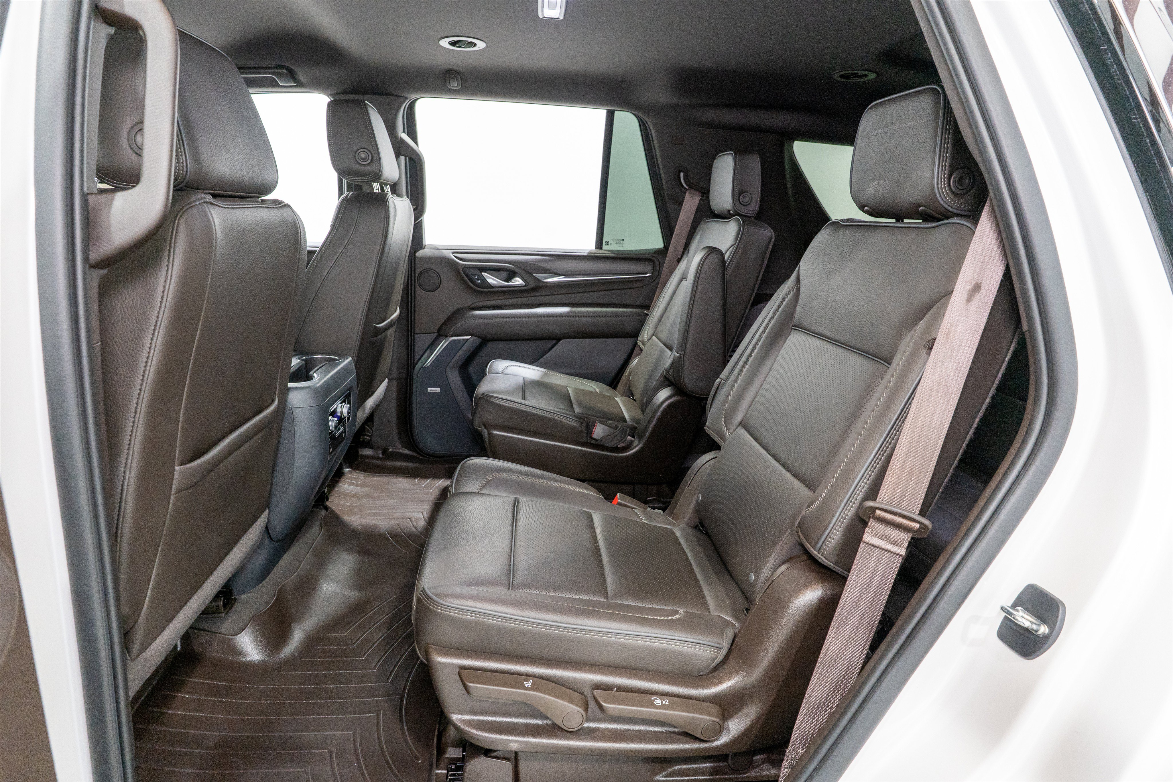 Used 2022 GMC Yukon Denali AWD/4WD image 33