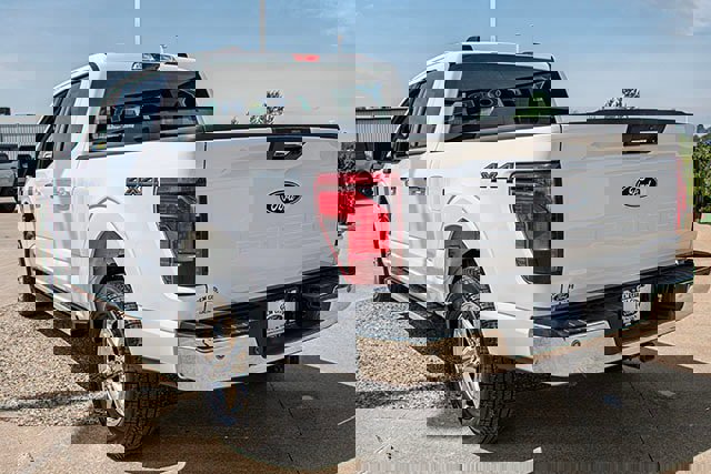 Used 2024 Ford F150 XLT w/ Tow/Haul Package image 3