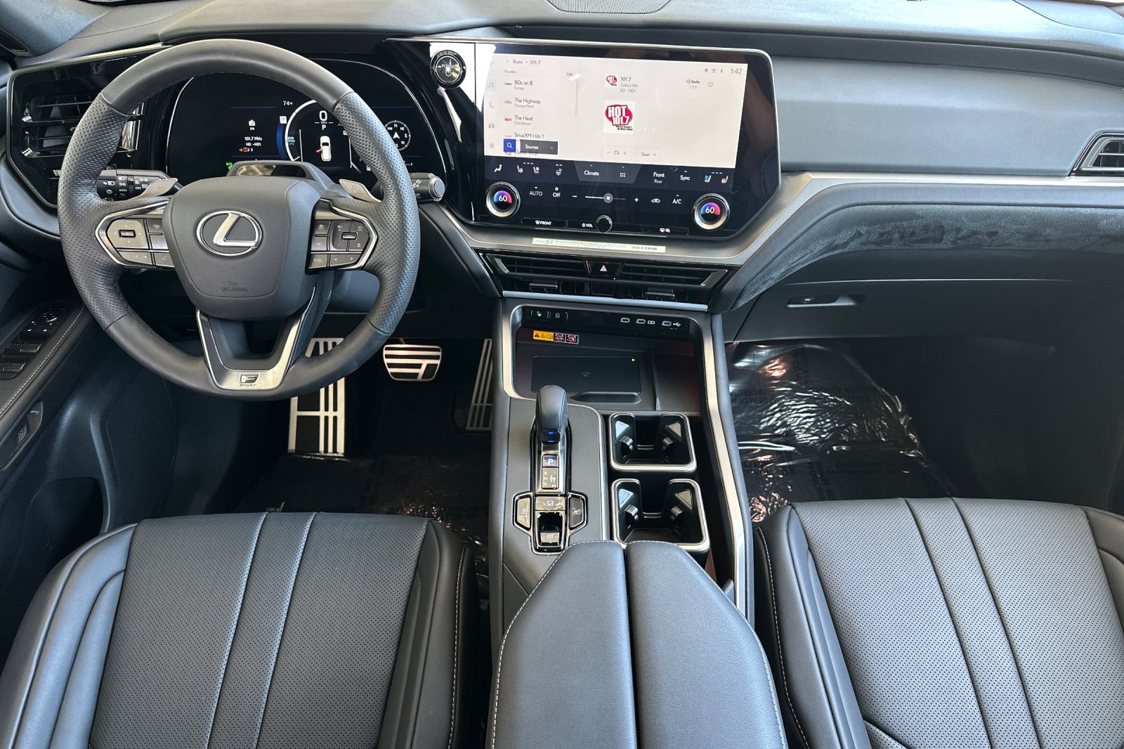 Certified 2025 Lexus TX 500h AWD image 13