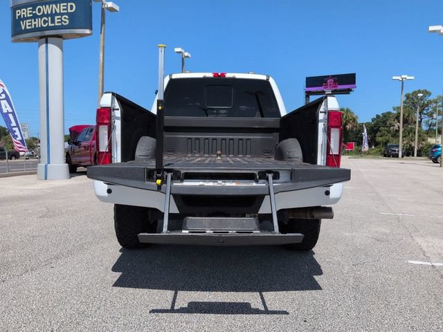 Used 2022 Ford F350 Lariat w/ Lariat Ultimate Package AWD/4WD image 12