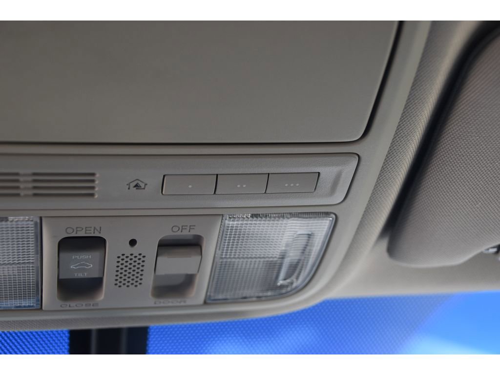 Used 2012 Acura TSX Sedan image 36