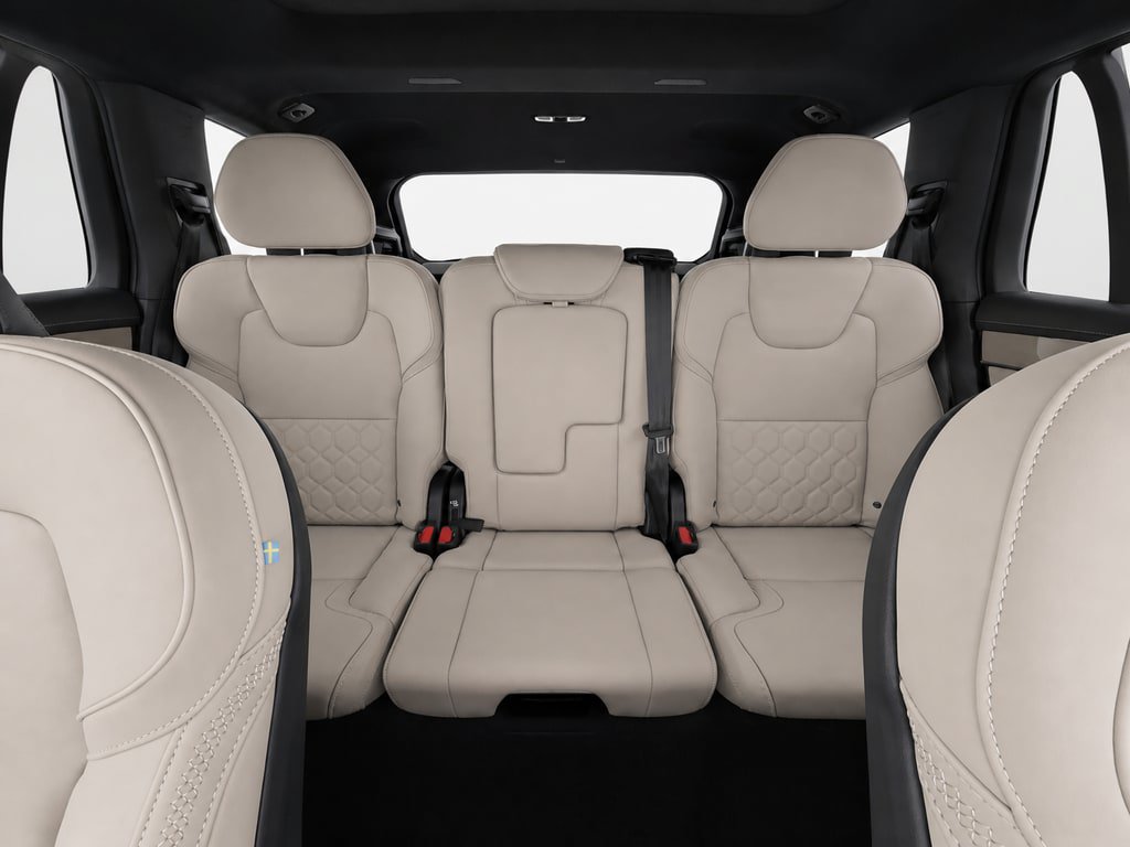Certified 2026 Volvo XC90 B6 Plus AWD/4WD image 14