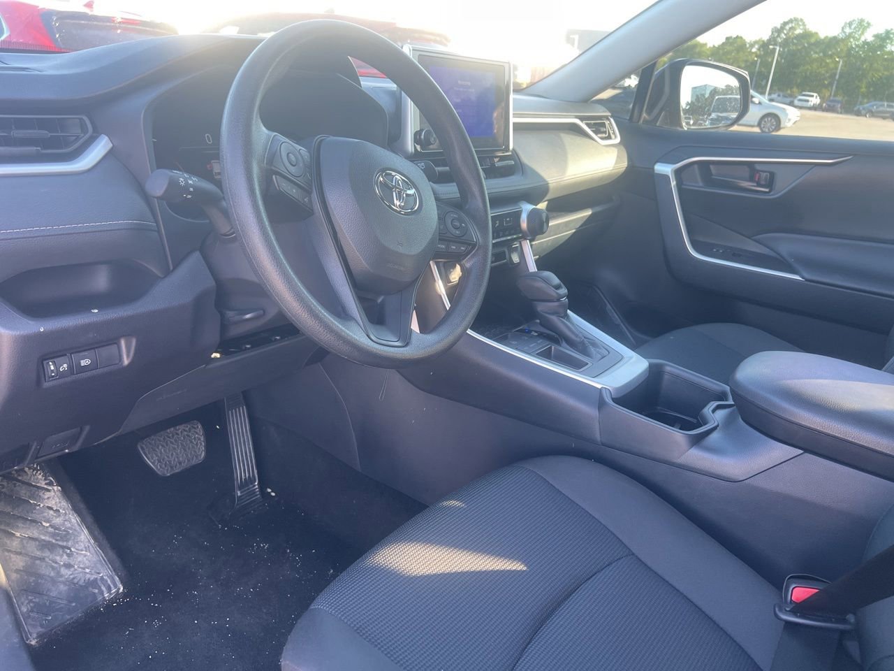 Used 2025 Toyota RAV4 LE FWD image 9