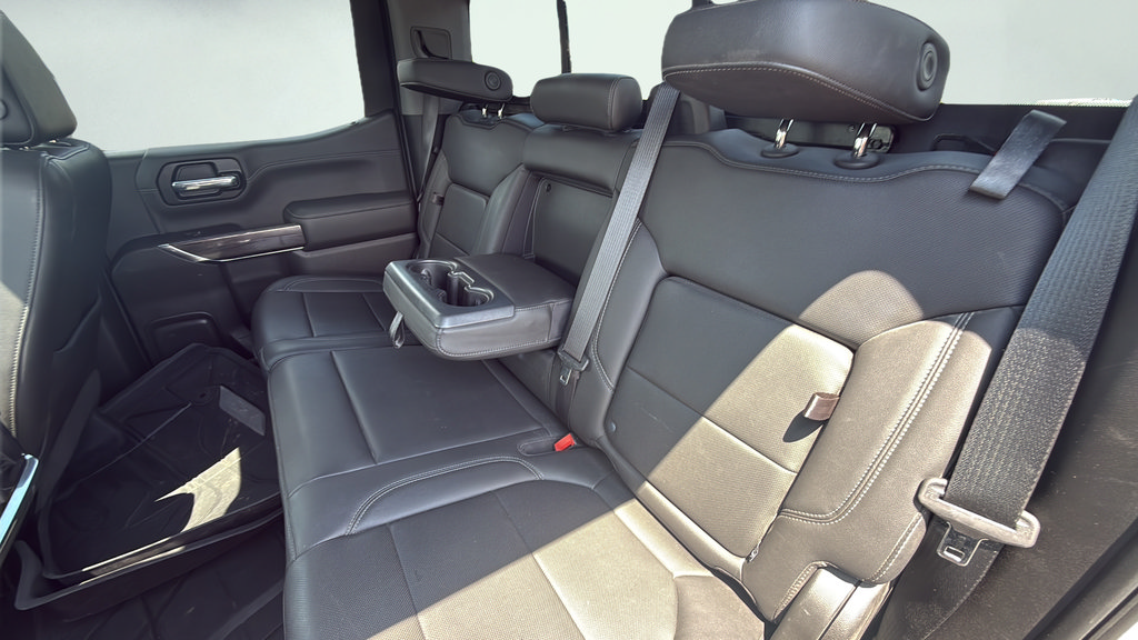 Used 2019 Chevrolet Silverado 1500 LTZ w/ LTZ Premium Package AWD/4WD image 39