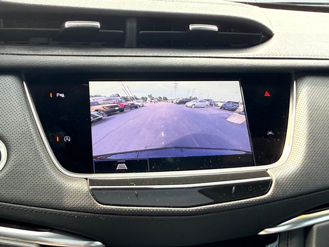 Used 2025 Cadillac XT6 Luxury FWD image 25