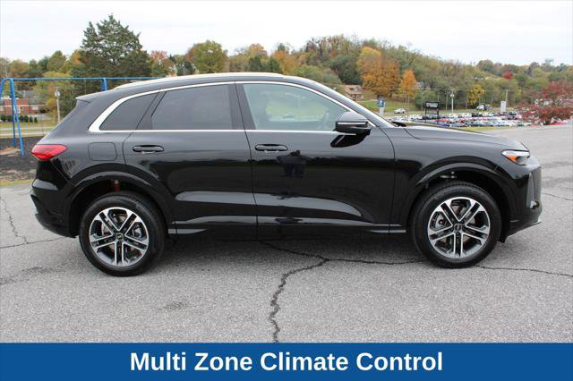 Certified 2025 Audi Q5 Premium w/ Convenience Package AWD/4WD image 11