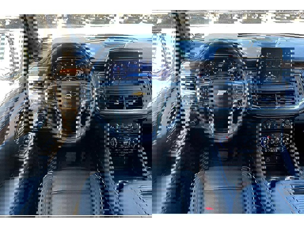 Used 2023 Chevrolet Tahoe Premier image 5