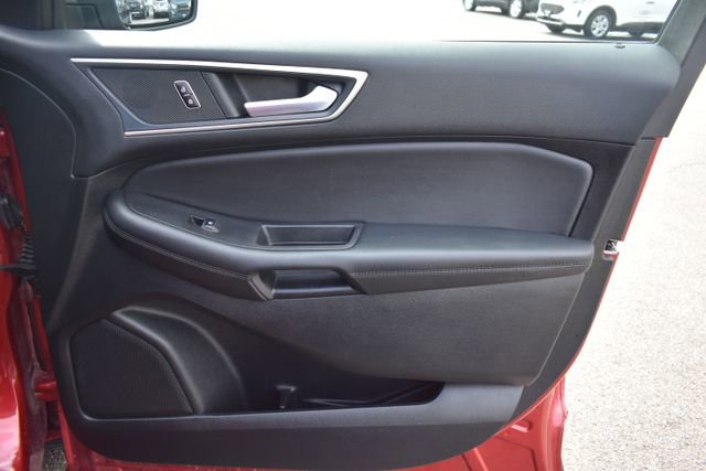 Used 2024 Ford Edge SEL w/ Convenience Package AWD/4WD image 46