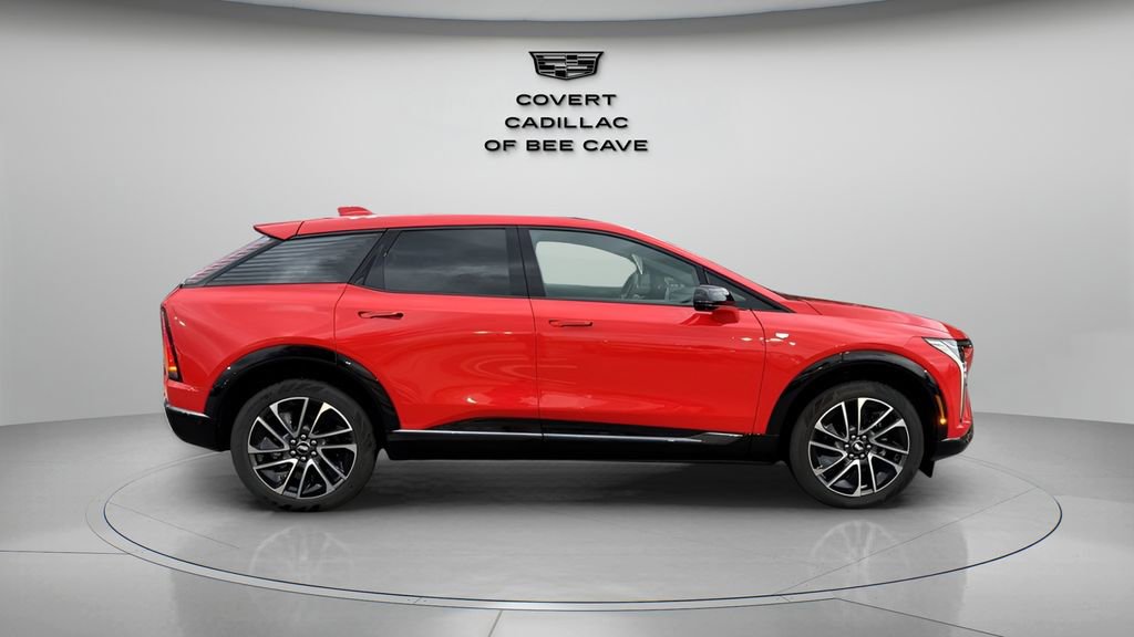 Certified 2025 Cadillac Optiq Sport 2 image 11