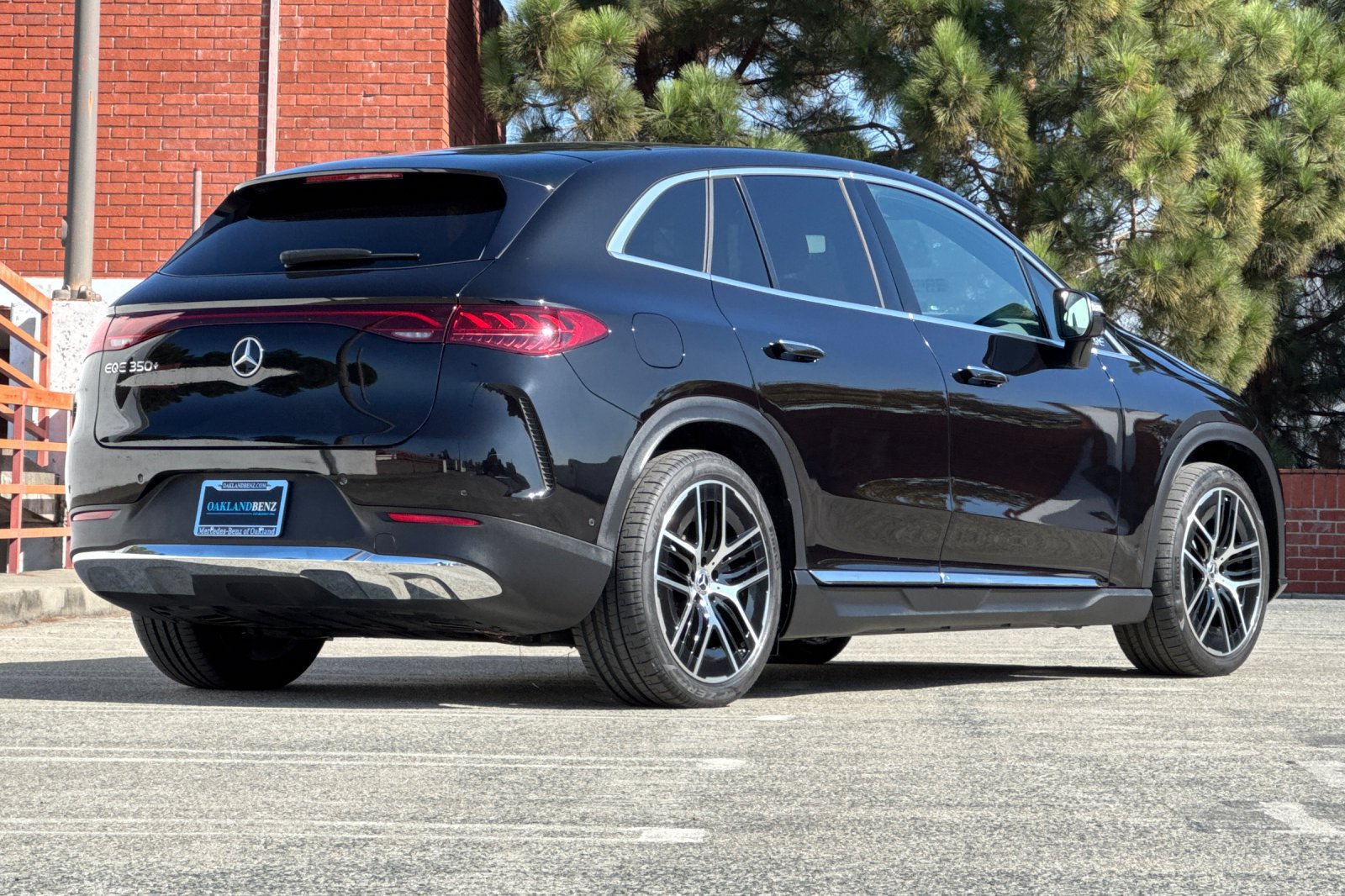 Certified 2024 Mercedes-Benz EQE 350+ SUV image 4