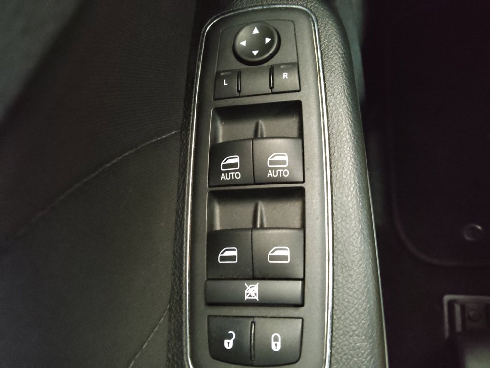 Used 2022 Dodge Charger SXT w/ Driver Convenience Group image 27