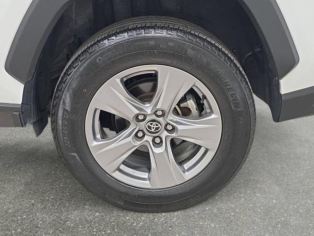 Certified 2024 Toyota RAV4 XLE AWD/4WD image 27