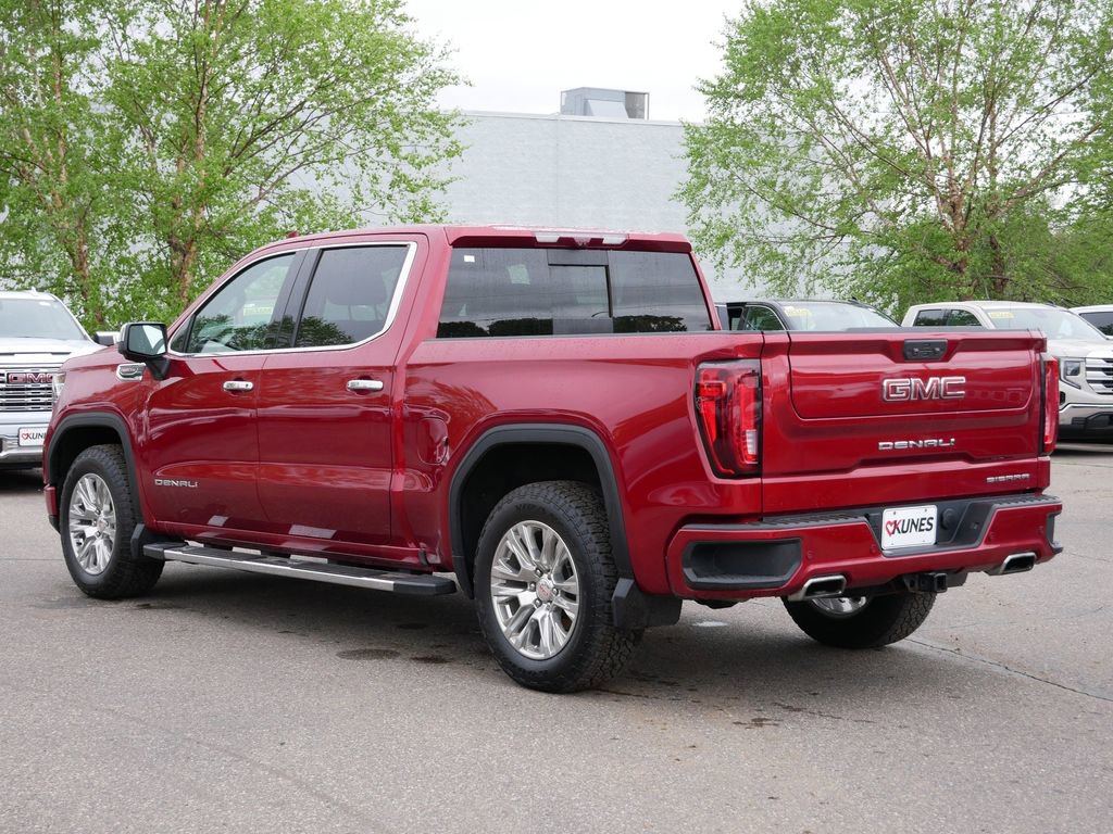 Used 2022 GMC Sierra 1500 Denali w/ Technology Package AWD/4WD image 8