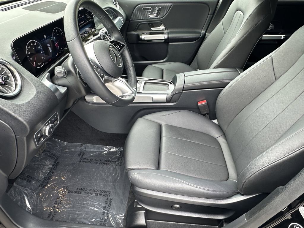 Certified 2025 Mercedes-Benz GLB 250 image 10