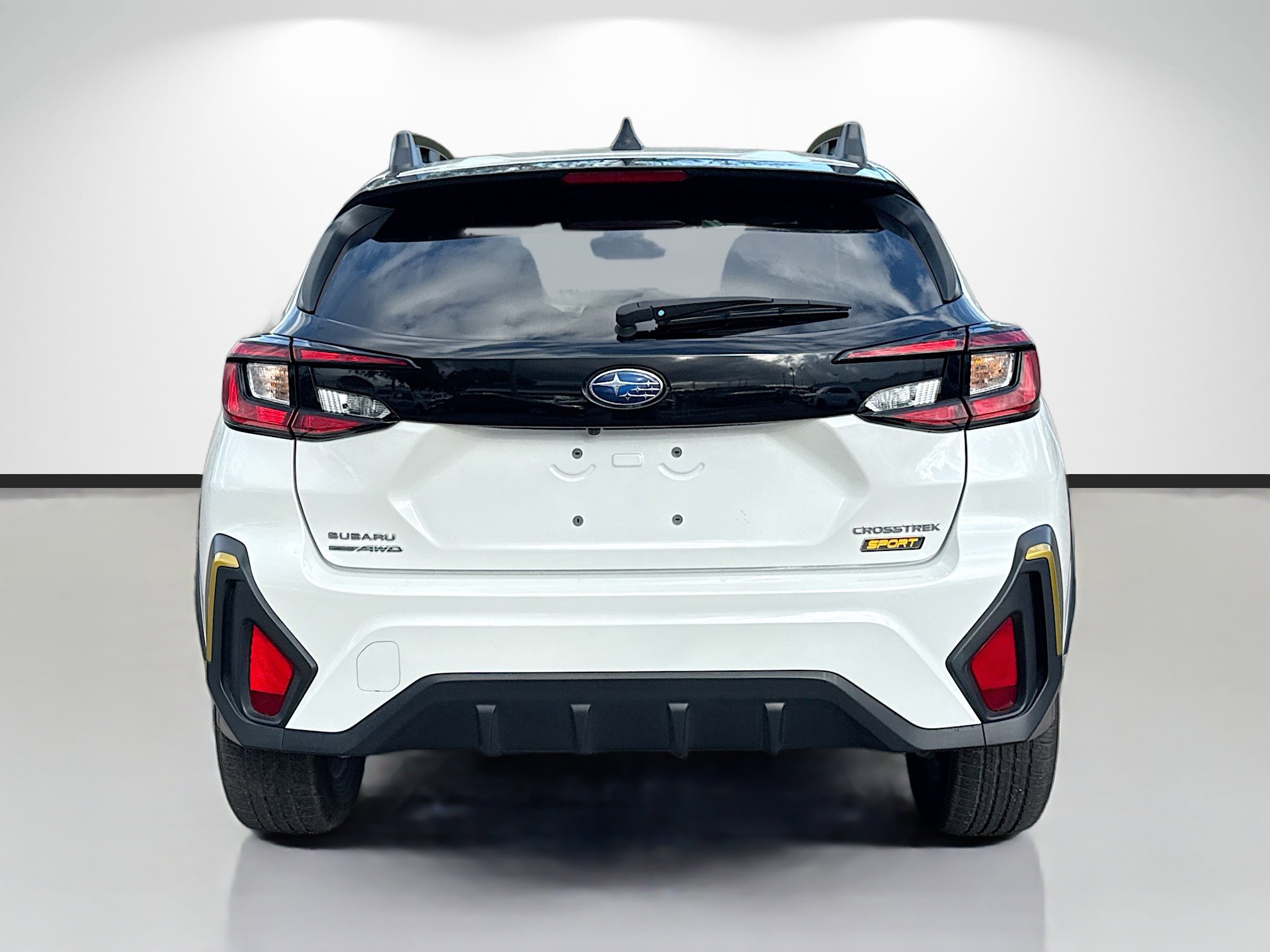 Used 2025 Subaru Crosstrek 2.5i Sport AWD/4WD image 4