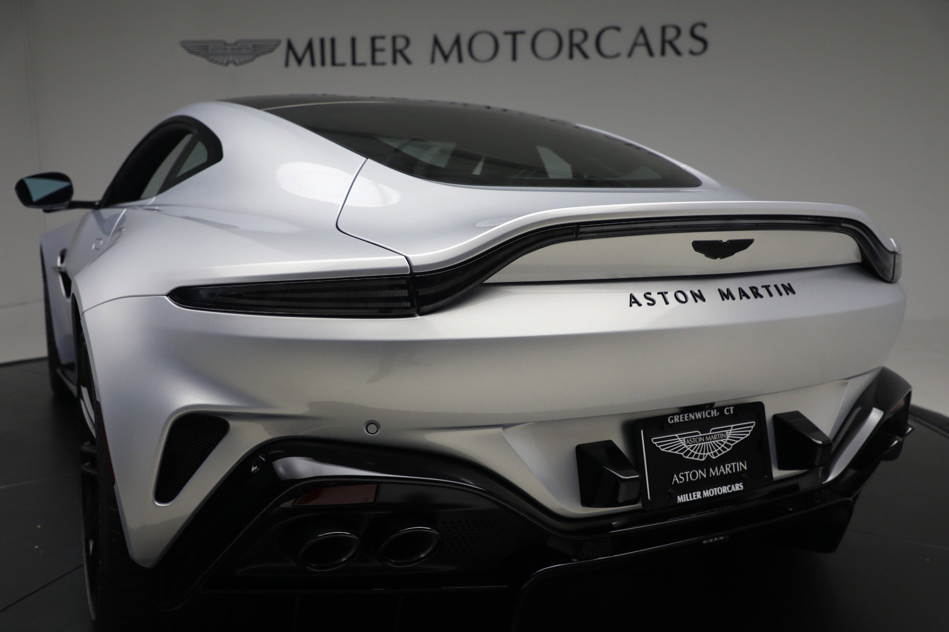 New 2026 Aston Martin V8 Vantage Coupe image 26