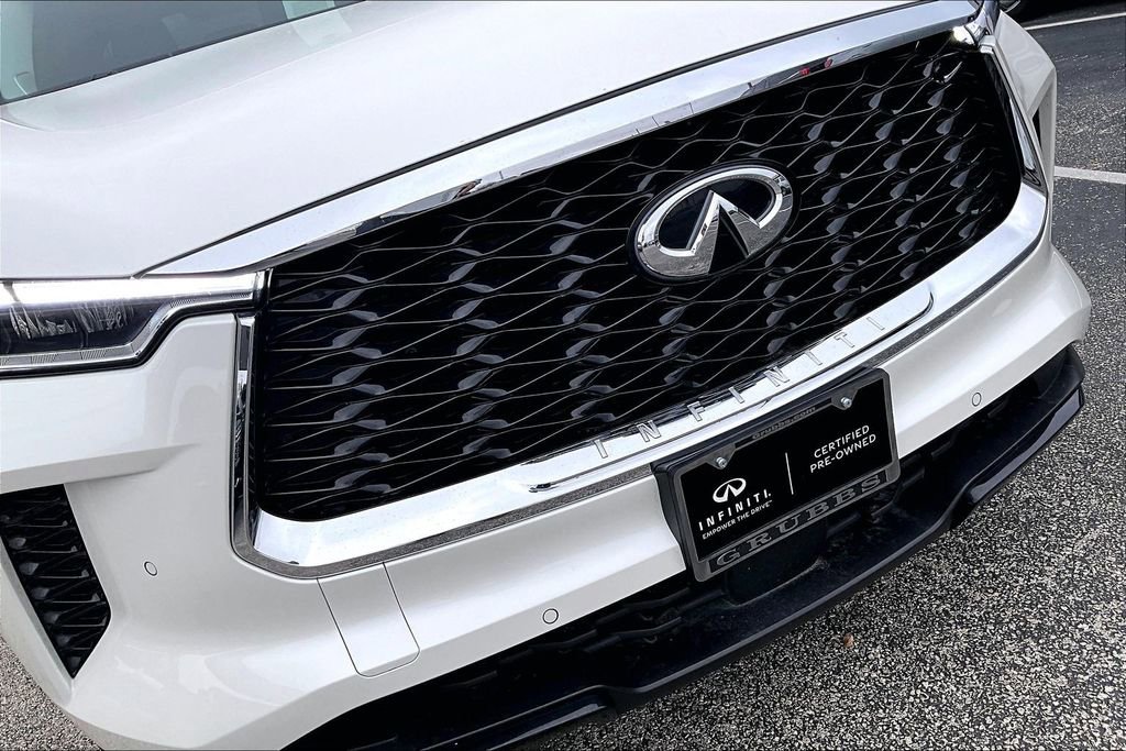 Certified 2025 INFINITI QX60 Luxe w/ Vision Package image 41