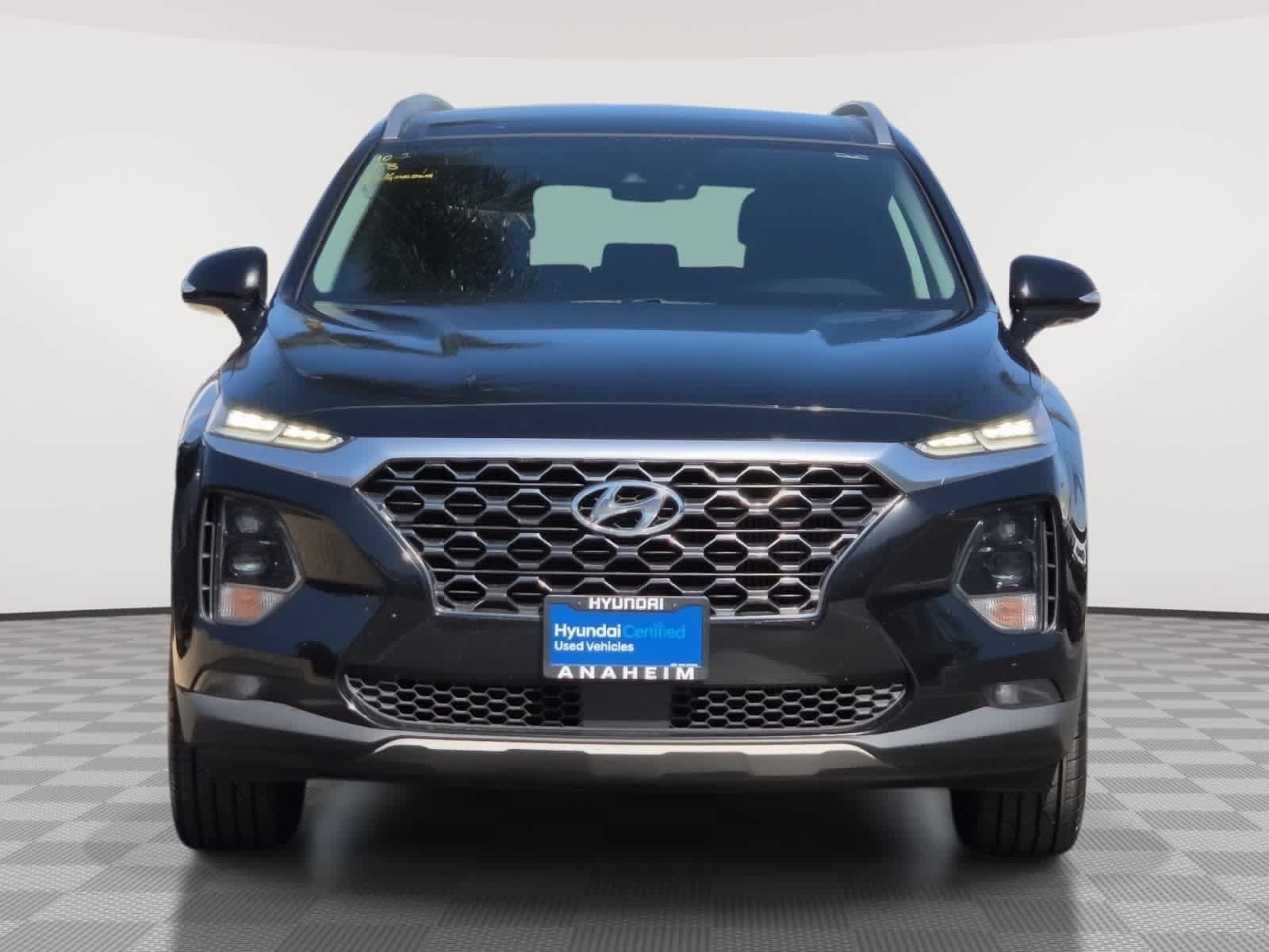 Used 2020 Hyundai Santa Fe SEL FWD image 2