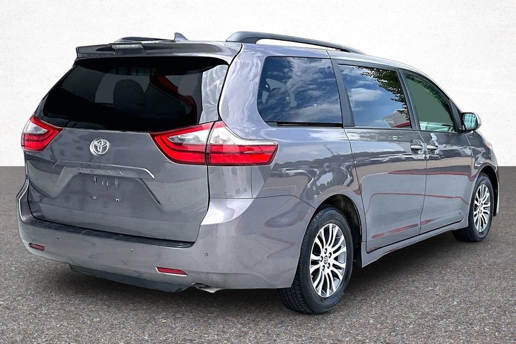 Certified 2020 Toyota Sienna XLE Premium FWD image 8