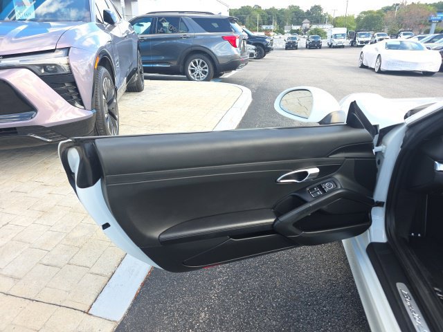 Used 2016 Porsche Boxster S RWD image 15