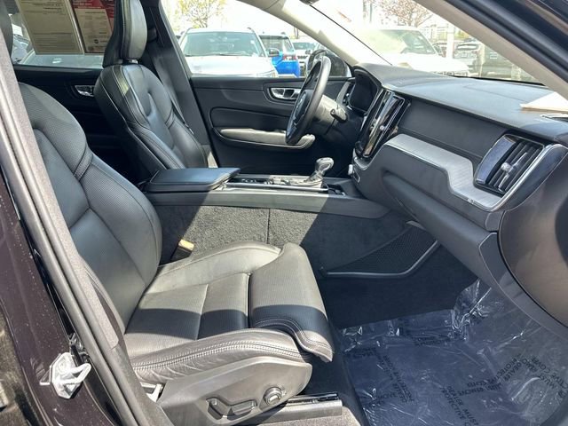 Used 2021 Volvo XC60 T6 Inscription w/ Advanced Package image 10