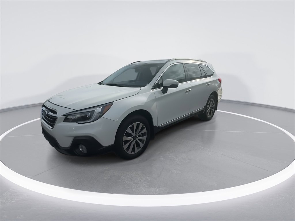 Used 2019 Subaru Outback 3.6R Touring image 4