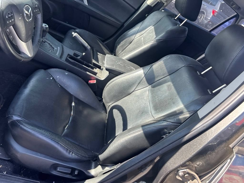 Used 2012 MAZDA MAZDA3 i Grand Touring w/ Tech Pkg FWD image 13