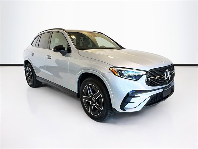 Certified 2025 Mercedes-Benz GLC 350e 4MATIC w/ AMG Line image 3