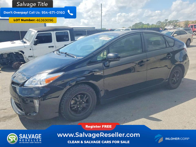 Used 2015 Toyota Prius Three FWD image 1