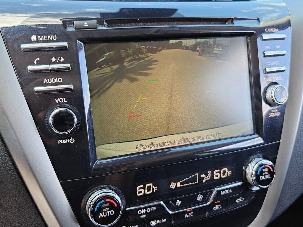 Used 2023 Nissan Murano SV image 31