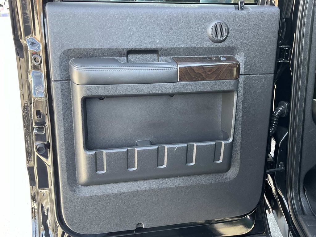 Used 2016 Ford F250 Platinum w/ FX4 Off-Road Package image 17